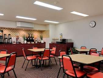 Microtel Inn & Suites By Wyndham Сенека-Фолс Ресторан фото